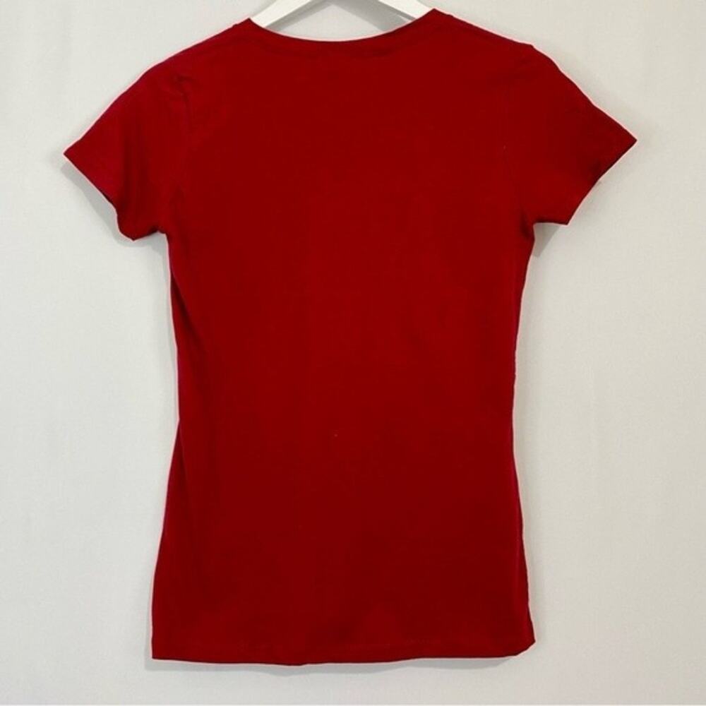 Fruit of the Loom Women’s Short Sleeve V Neck Tee Shirt Maroon NWOT - Picture 5 of 7